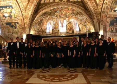 State Chorale posing for a photo in Assisi, Italy